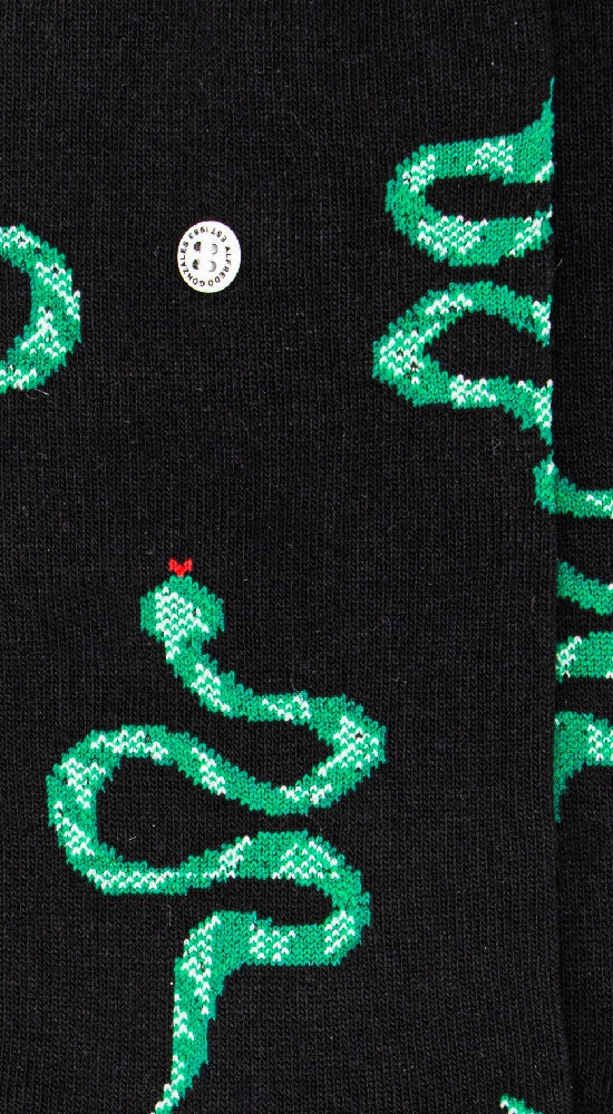 There’s a snake in my boot | Black