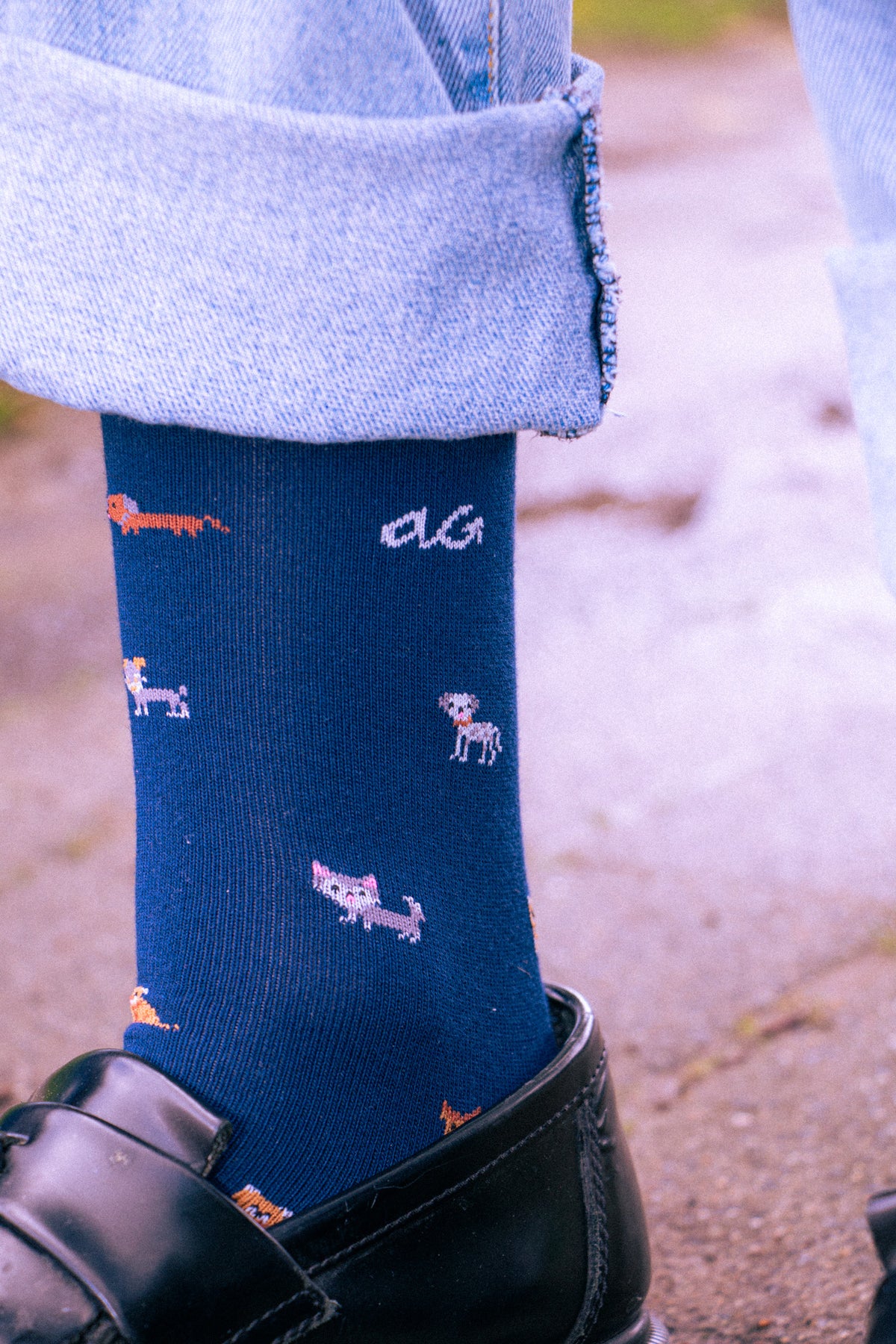 Doggies organic cotton socks in navy with tiny dogs – Alfredo Gonzales