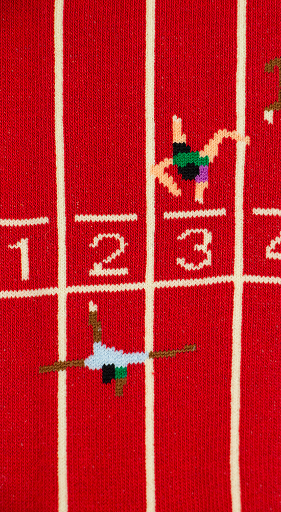 Running | Red